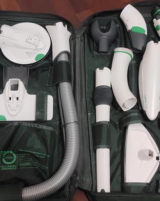 set pulizie con lavamaterassi Folletto VK200