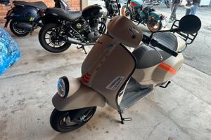 Vespa 300