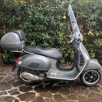 Vespa GTS 300 Supersport