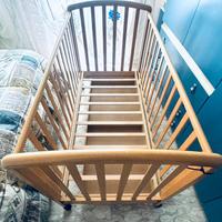 Lettino per bambini con cassettiera e materasso