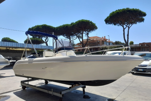 Barca a motore ALLEGRA