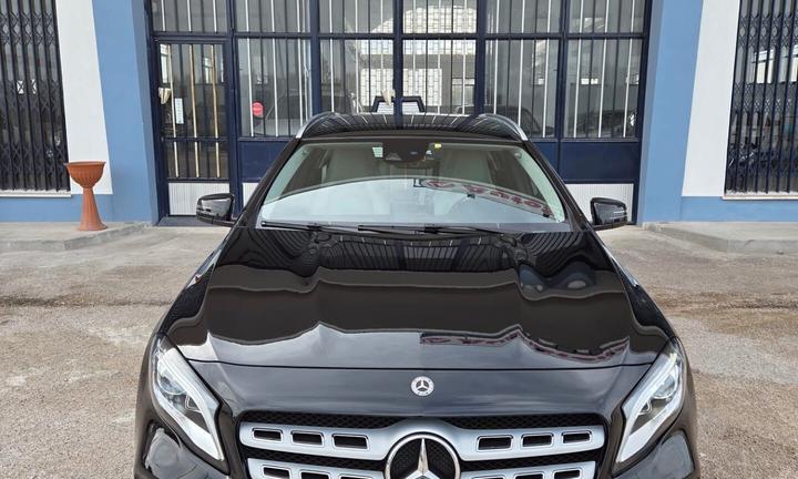 Mercedes-benz GLA 220 d Automatic 4Matic Premium