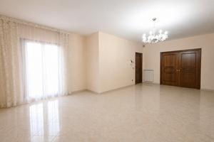 Appartamento 110 mq con box e posto auto