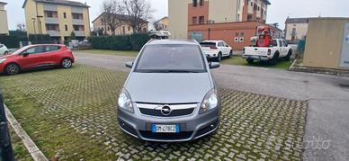Opel zafira 2008
