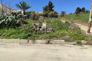 Vendesi Terreno Riedificabile