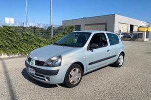 Renault Clio 1.2 16V cat 3 porte Privilège