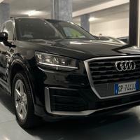Audi Q2 30 TDI S tronic Identity Black