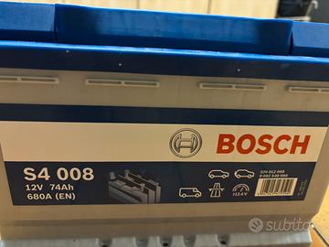Batteria auto 12v  Bosch S4 74Ah  680A