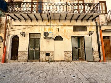 Locali commerciali a Partinico,Via Capo dell'Acqua