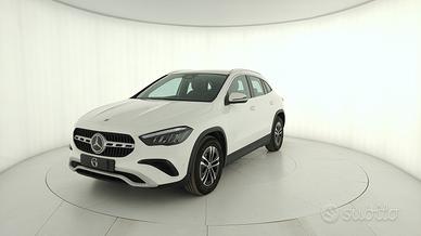 MERCEDES-BENZ GLA 180 d Advanced auto