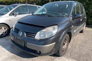 Ricambi usati per Renault Scenic 1.9dCi 2005 F9QL8