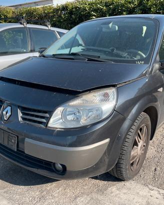 Ricambi usati per Renault Scenic 1.9dCi 2005 F9QL8