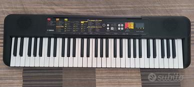 Tastiera Yamaha PSR-F52