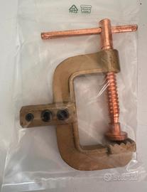 Morsetto di massa a "C"