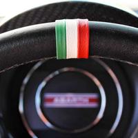 Mirino tricolore per volante auto