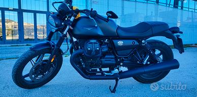 MOTO GUZZI V7 STONE 850 cc anno 2021