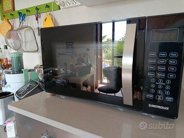Microonde combinato Grill 23 litri