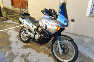 Honda Transalp 650 