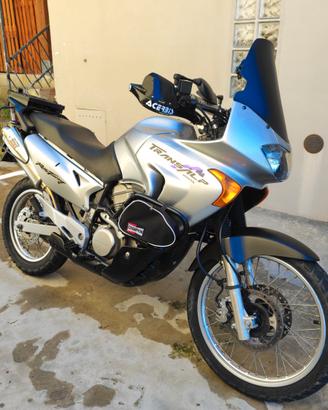 Honda Transalp 650 