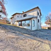 CASA SEMINDIPENDENTE A GUALDO TADINO
