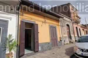 Casa singola con giardino a Piedimonte Etneo