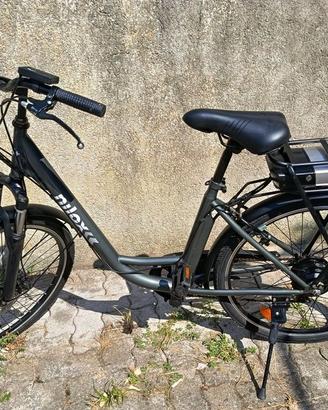 City Bike elettrica NILOX J5+