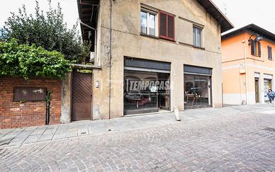 Negozio a Solaro Via Pellizzoni Abate