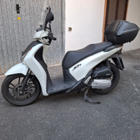 SH 150 i