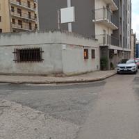 Via UMANA- Locale Cat. C3 di mq 365 con 3 servizi-