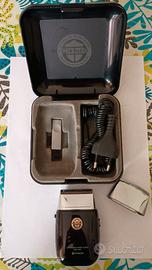 Rasoio ricaricabile Hitachi in custodia