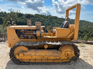 Caterpillar D4
