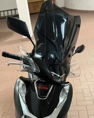 GIVI PARABREZZA  COMPATIBILE H 125/150