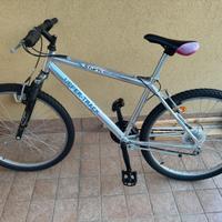 MTB 26” Bicicletta Mountain Bike