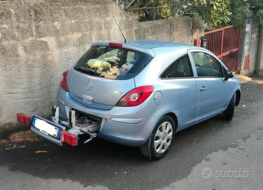 Opel Corsa leggi