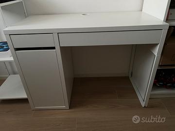 Scrivania ikea