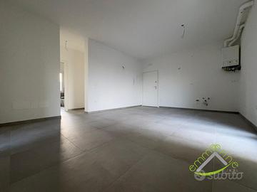 TRE LOCALI CON GARAGE