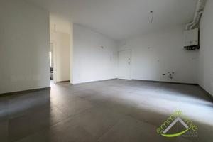 TRE LOCALI CON GARAGE