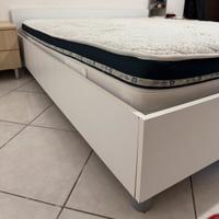 Letto matrimoniale con materasso in memory