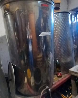 Botti di resina e in acciaio
