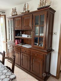 Mobili in legno massello