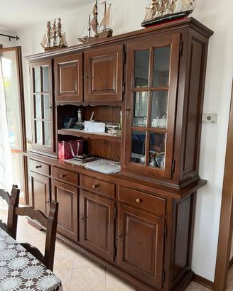 Mobili in legno massello