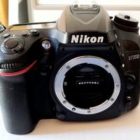 reflex nikon d7200 dx + 3 obiettivi. 