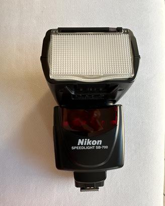 Flash SB700
