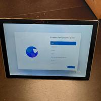 Surface Pro 4 Microsoft tablet e computer