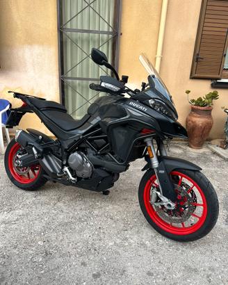 Ducati multistrada V2S