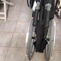 sedia a rotelle per disabili 