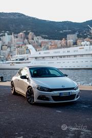 Volkswagen scirocco 2.0 TSI r line
