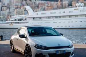 Volkswagen scirocco 2.0 TSI r line