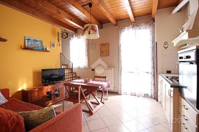 2 LOCALI A MONTICELLO BRIANZA