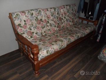 Divano letto 3 posti con cuscini , materasso e dog